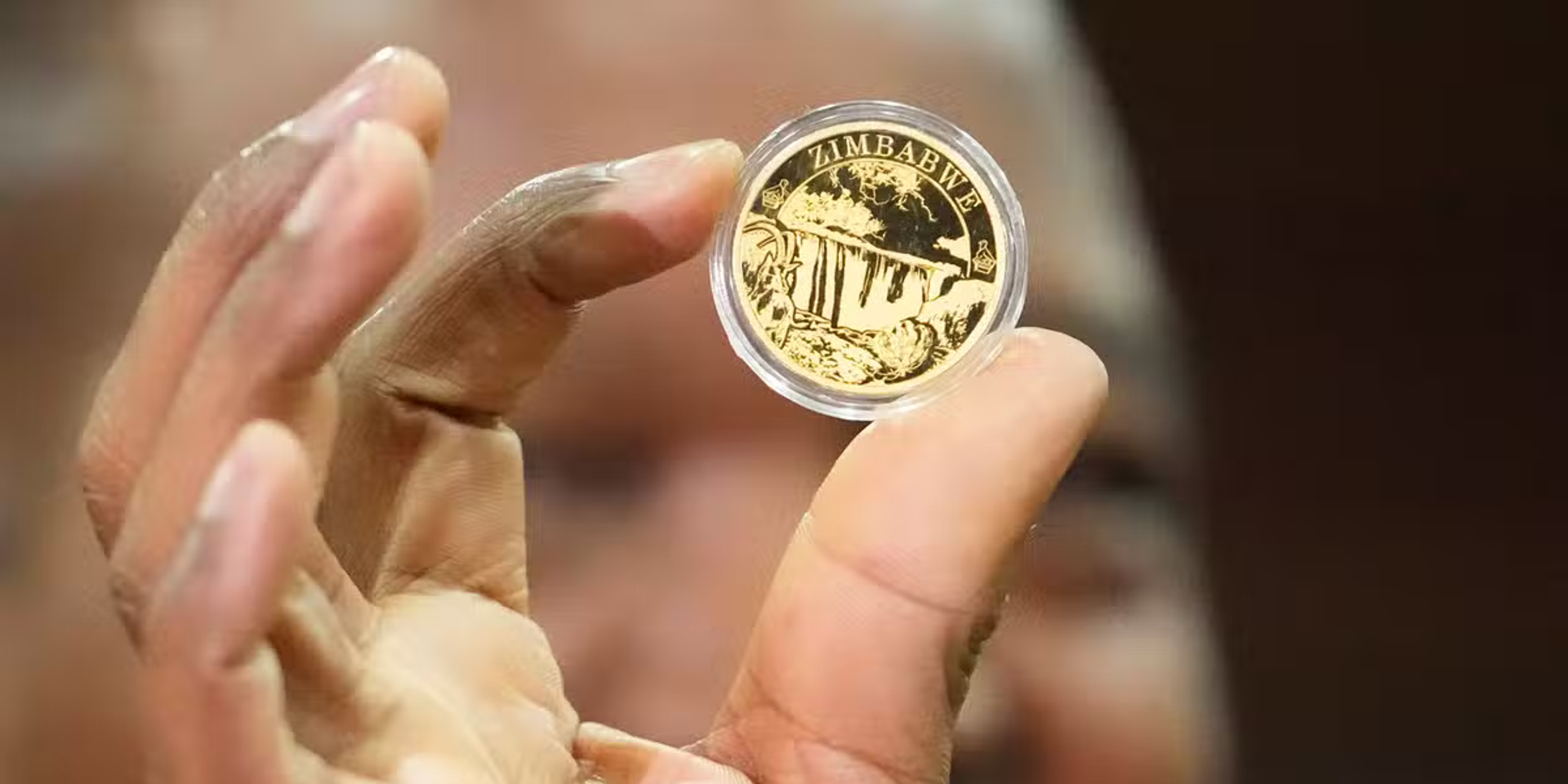 Lo Zimbabwe passa alla moneta d’oro per ridurre l’inflazione